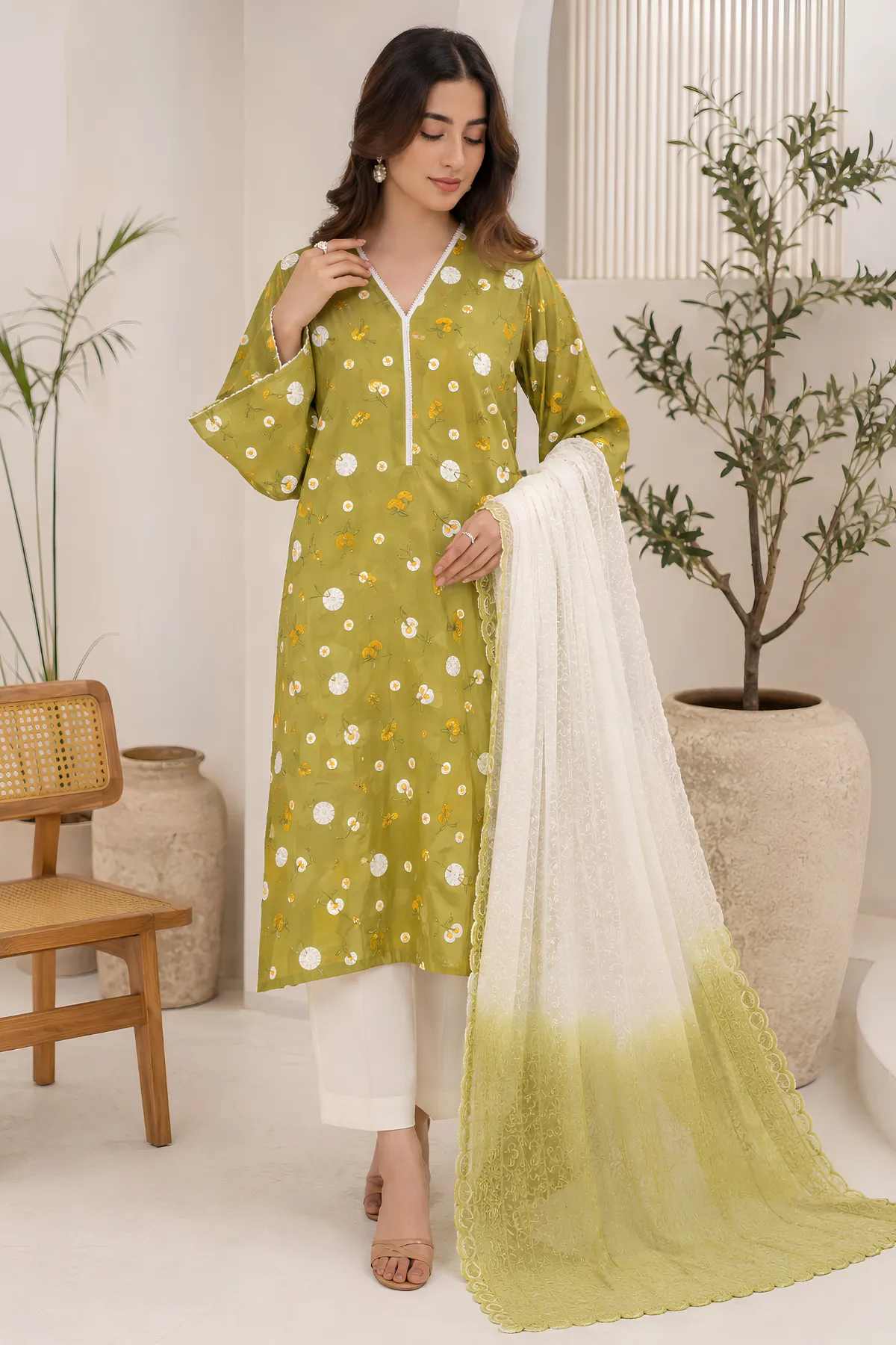3D Floral Embroidered  Lawn Unstitched 3 Pcs