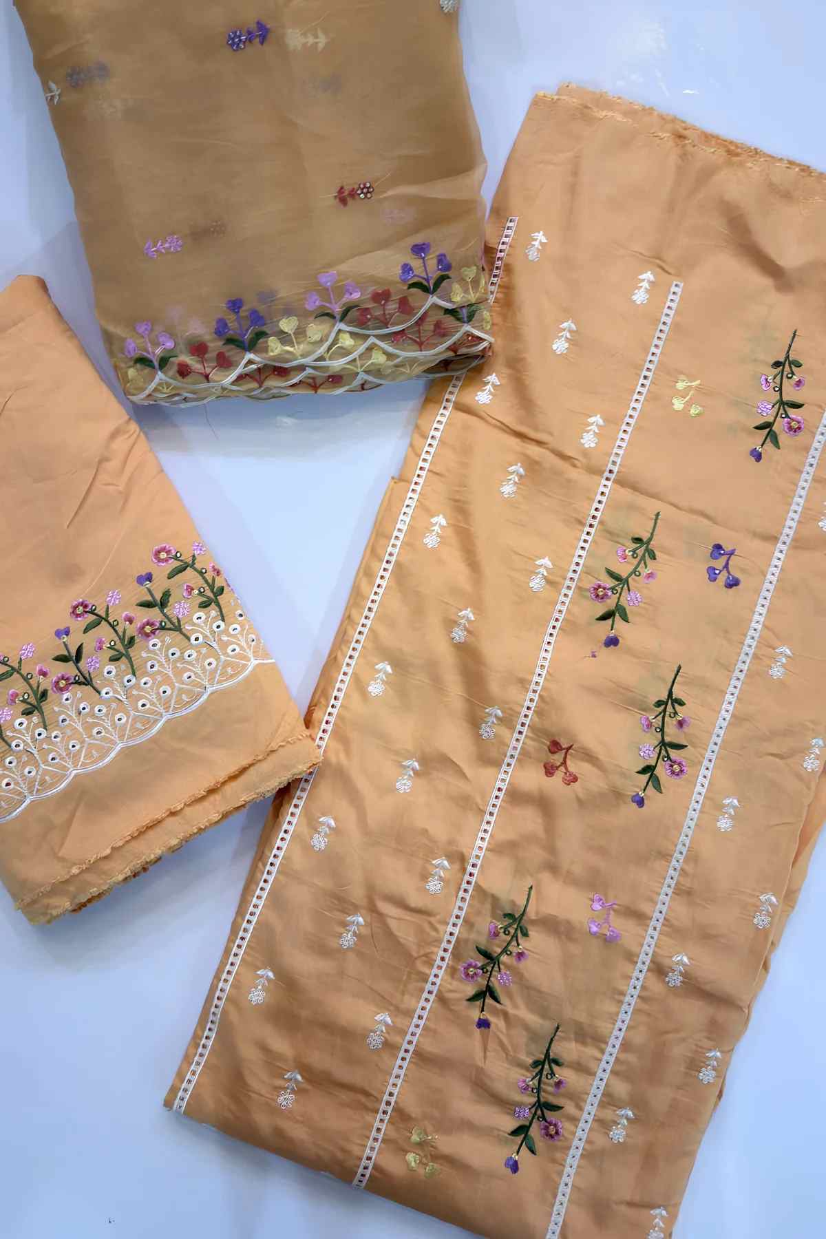 Chikankari Embroidered  Lawn Unstitched  3 Pcs