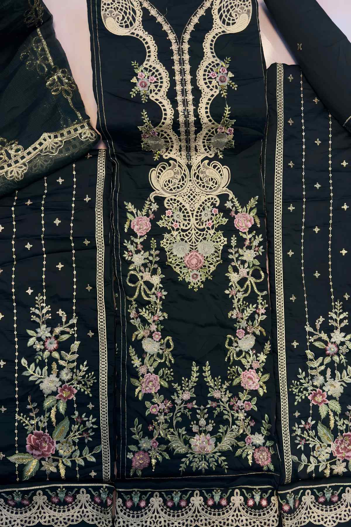 Luxury Embroidered Panel Lawn Unstitched 3 Pcs