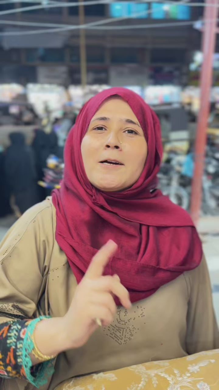 Load video: Real customer Shopping At aghacollection Physical Store